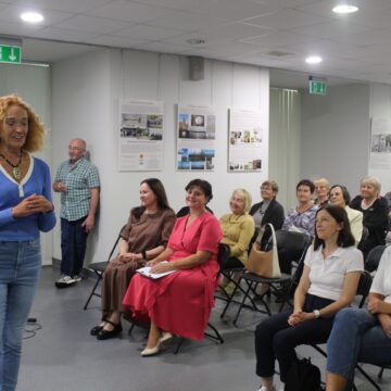 Pozityviai apie amžėjimą: jaukus susitikimas su Eva Tombak Vydūno viešojoje bibliotekoje