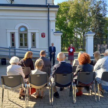 Vilniuje atidengta atminimo lenta, skirta Pasaulio tautų teisuoliams Antonovičiams atminti