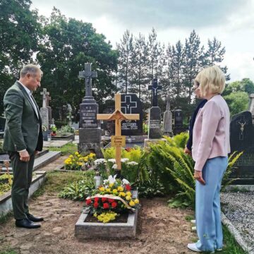 Šilalės rajone pagerbtas Lietuvos laisvės kovotojų Kentrų šeimos atminimas