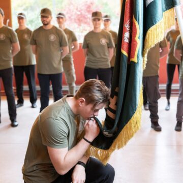 Šaulių priesaika toli nuo Tėvynės: nori stiprinti Lietuvos gynybinę galią