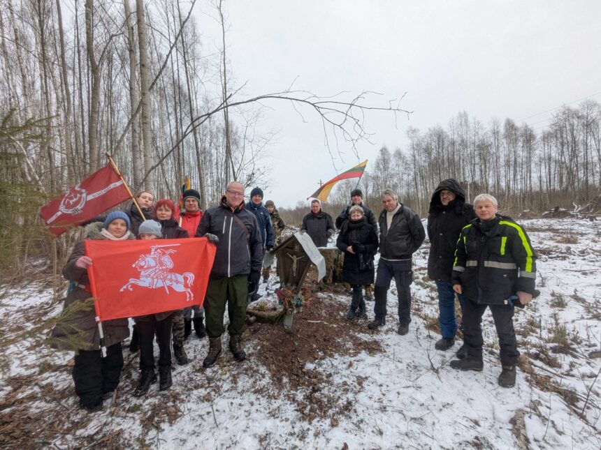 Raguvos miškuose tvarkytos Lietuvos partizanų atminties vietos