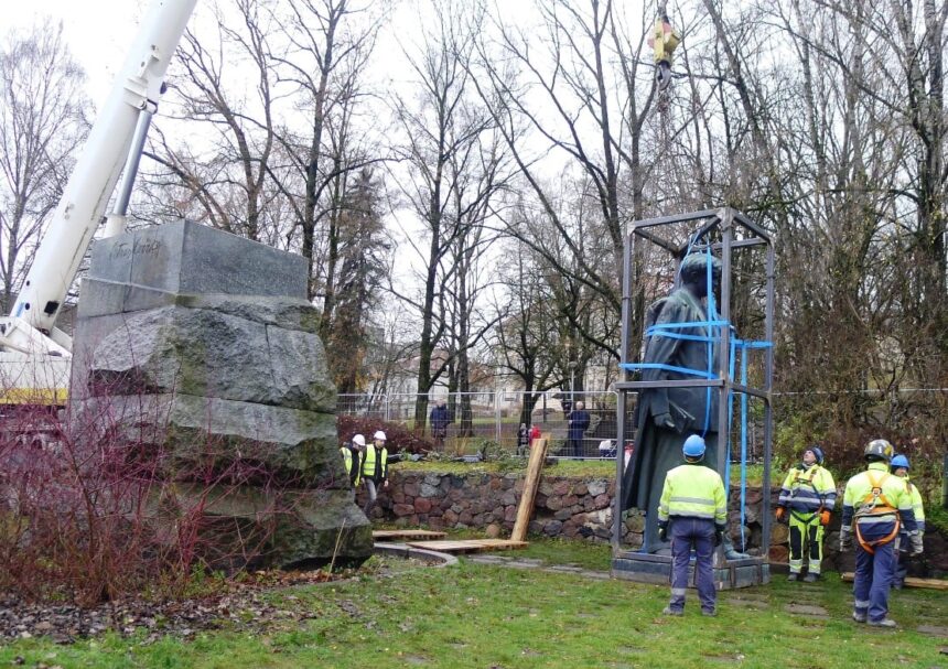 Lietuvos gyventojų genocido ir rezistencijos tyrimo centras testuoja Desovietizacijos komisijos posėdžių transliacijų galimybę