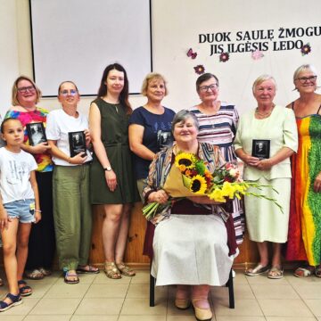 Semeliškių festivalyje pristatyta dr. Aldonos Vasiliauskienės knyga apie kun. Joną Steponavičių