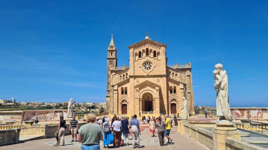 Tikėjimo fenomenas: kodėl Malta garsėja stebuklais, kurių negali paaiškinti joks mokslas?