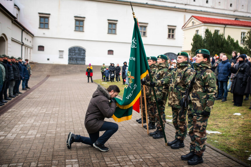 Lietuvai prisieks beveik 700 naujų Lietuvos šaulių sąjungos narių